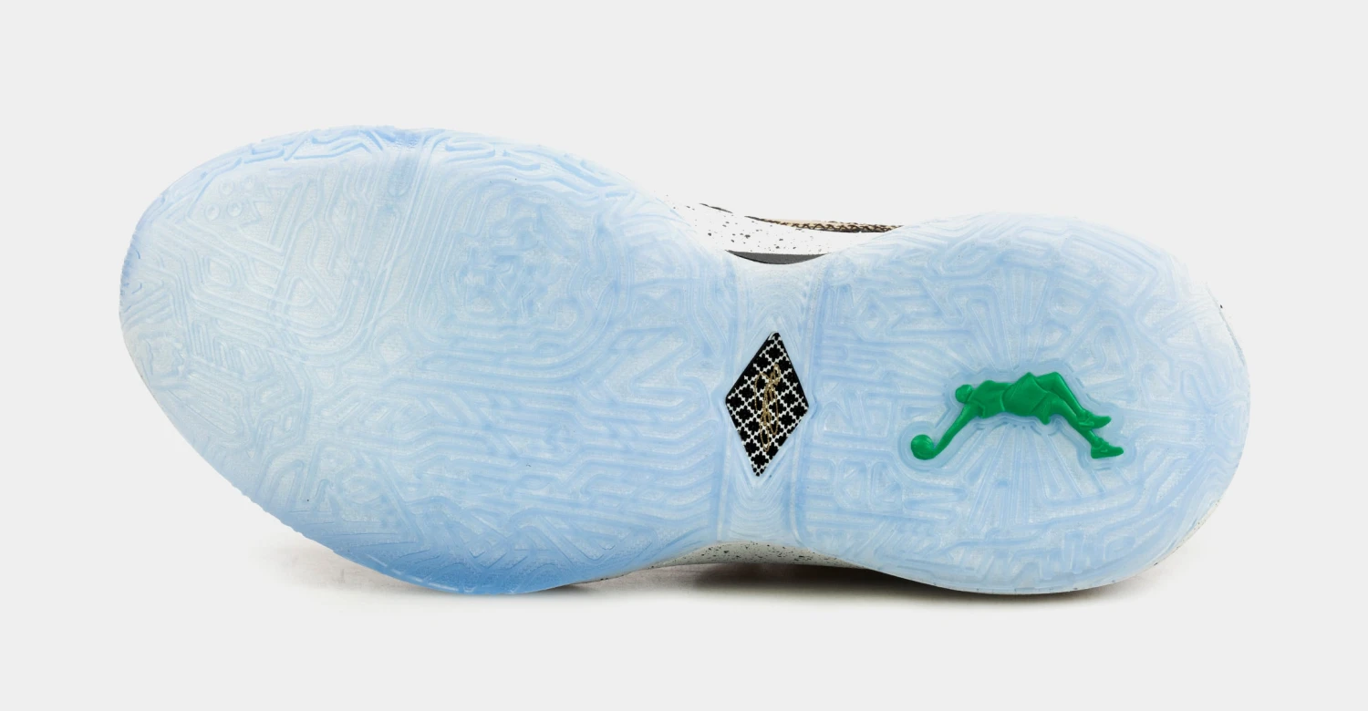 Nike Lebron 20 Grade School Basketball Shoes (Black/Gold) - Image 3