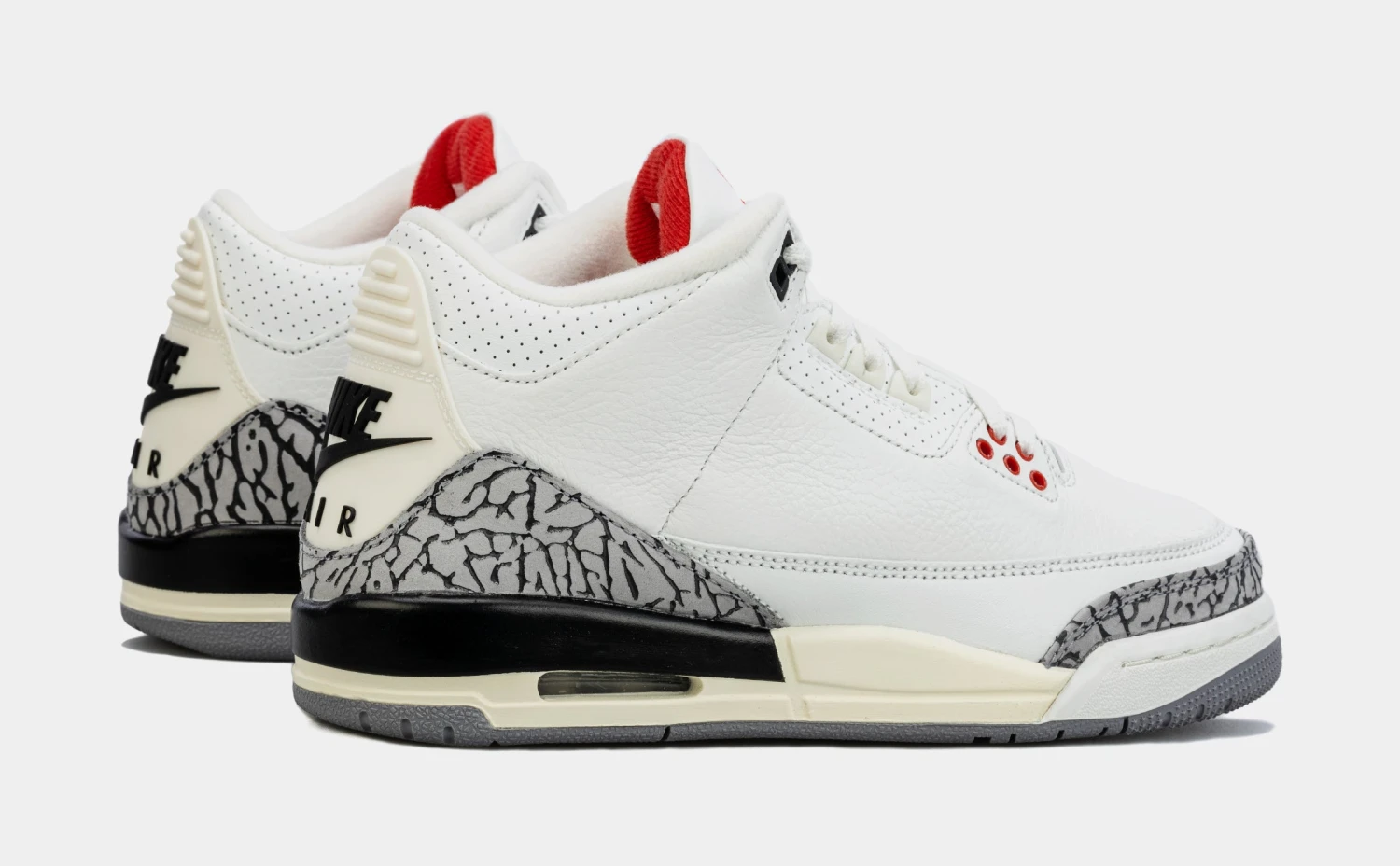 Air Jordan 3 Retro White Cement Reimagined Grade School Lifestyle Shoes (White/Grey) - Image 6