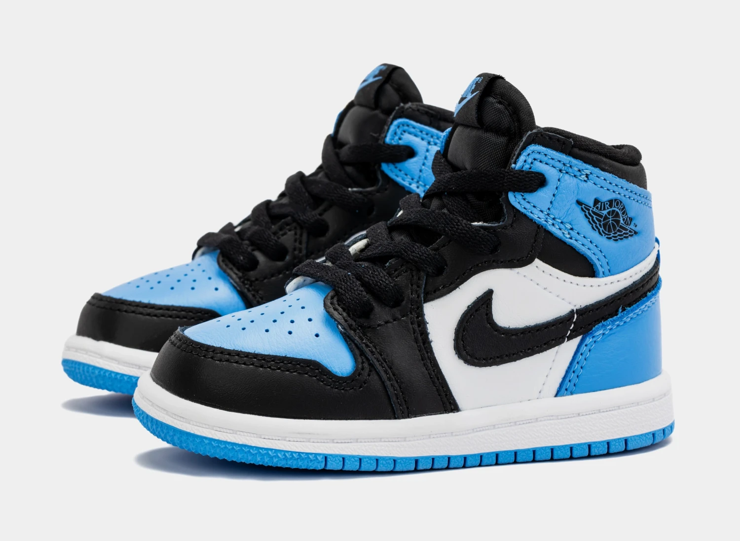 Air Jordan 1 Retro High OG University Blue Infant Toddler Lifestyle Shoes (Black/Blue) - Image 4